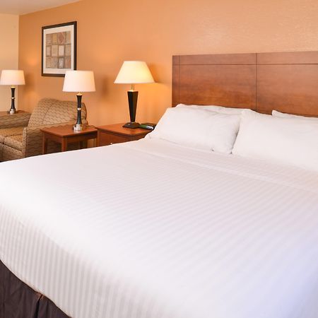Holiday Inn Express Morgantown By Ihg Экстерьер фото