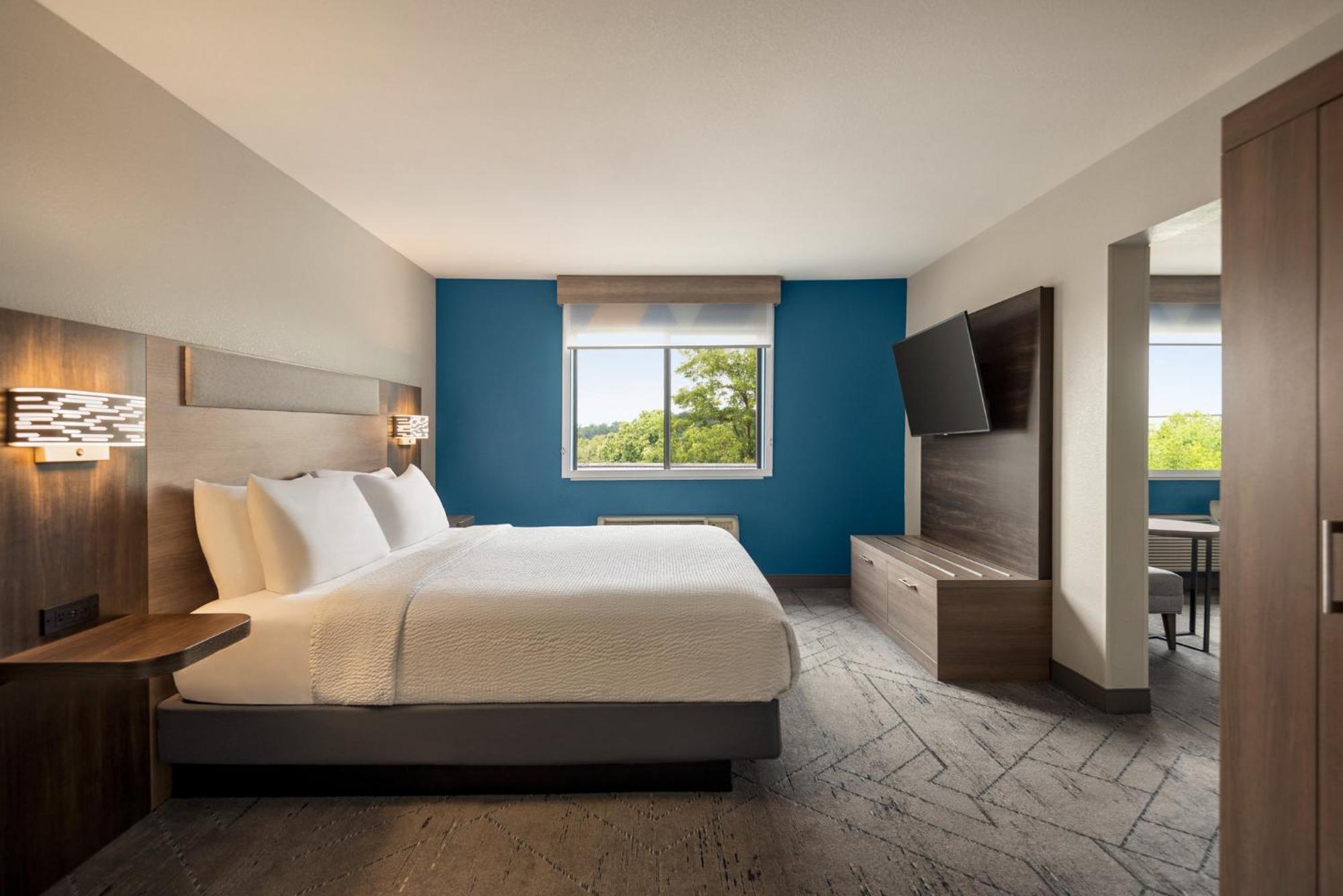Holiday Inn Express Morgantown By Ihg Экстерьер фото