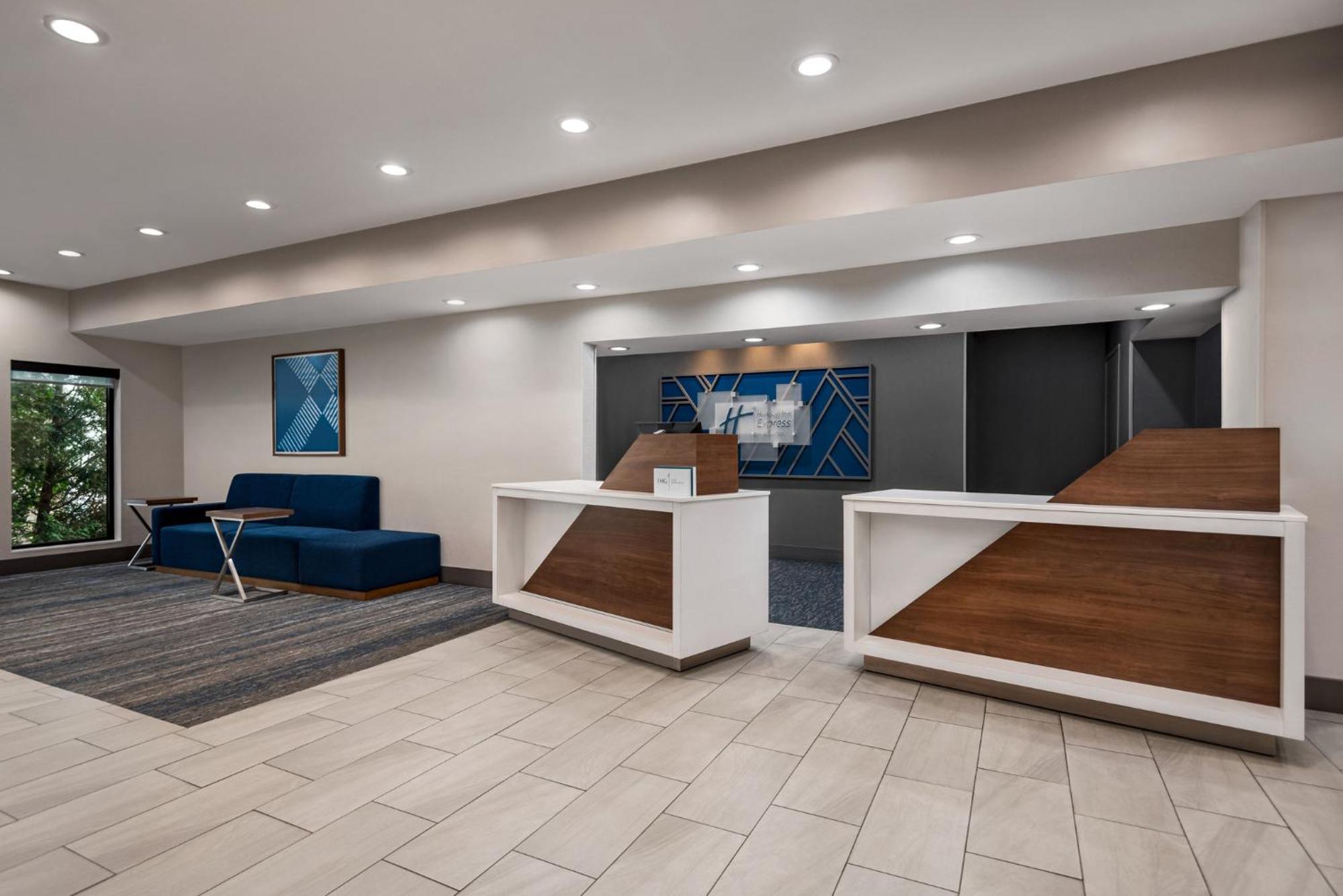 Holiday Inn Express Morgantown By Ihg Экстерьер фото